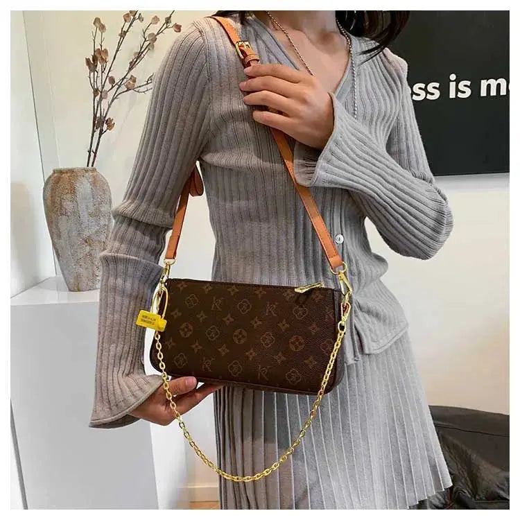 Classic Solid Color Ladies Purses And Handbags Light Luxury Design 2024 Chain Shoulder Bag Letter Element Women's Crossbody Bag Classicenvision